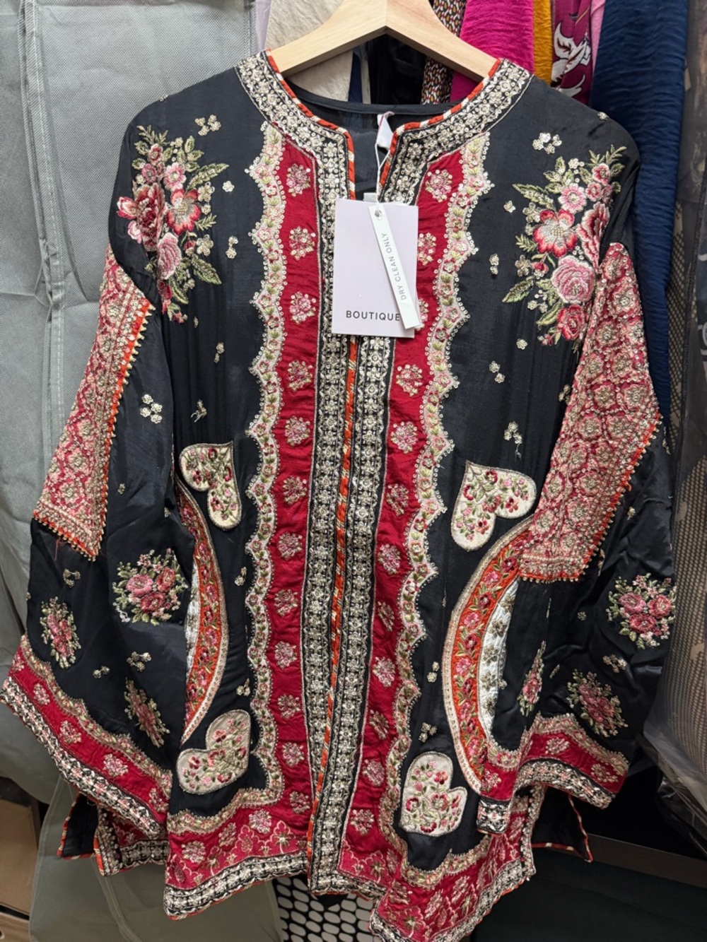 Brand New Authentic Ethnic Embroidered 2 piece Pakistani Designer Dress!